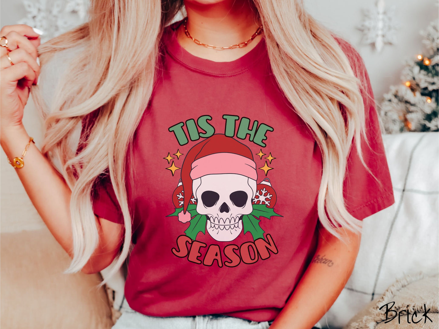 Comfort Colors Shirt, Tis The Season Shirt, Christmas Skeleton, Skeleton Santa Hat, Santa Skull Tee, Retro Christmas Shirt, Spooky and Merry