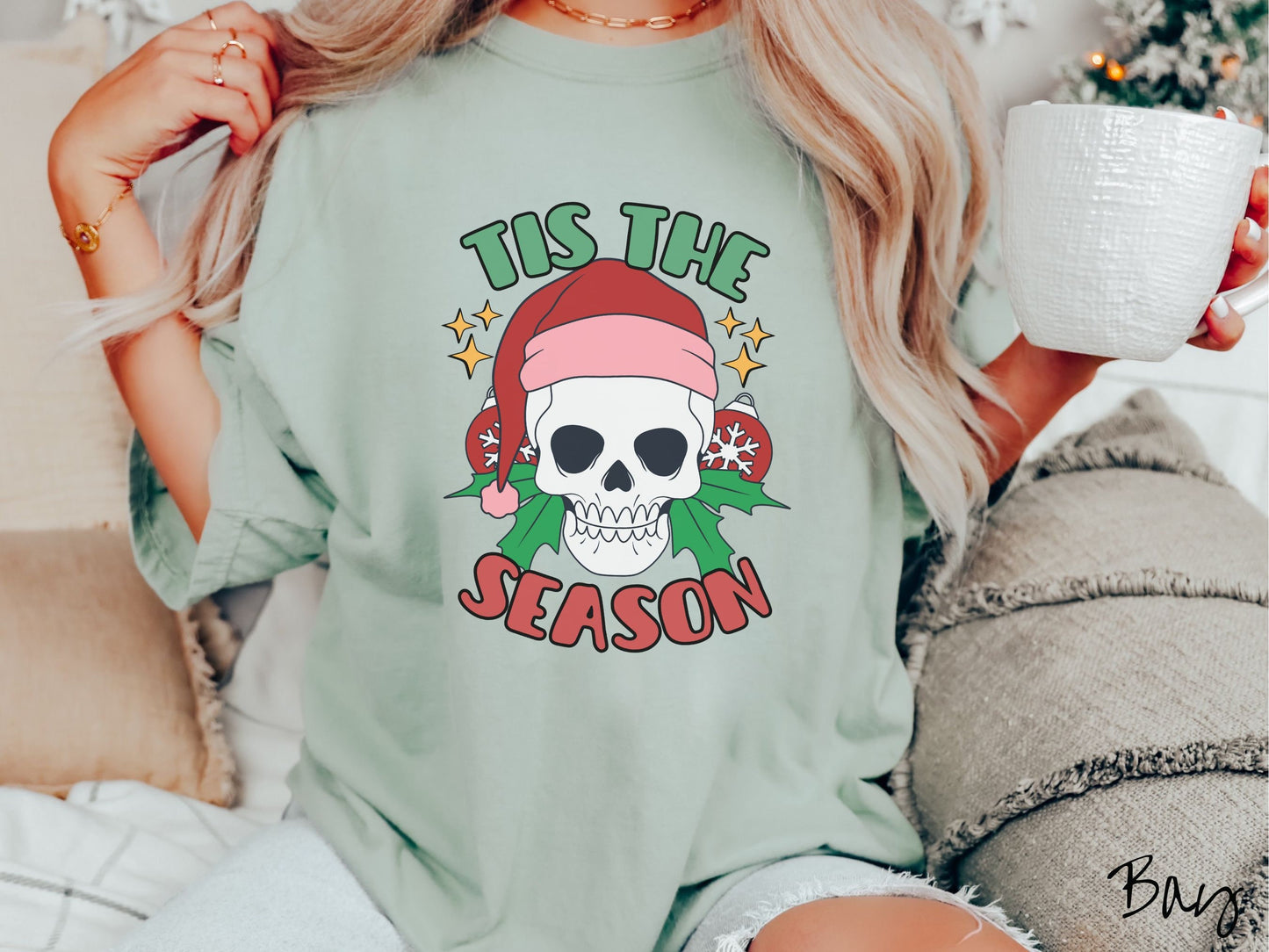 Comfort Colors Shirt, Tis The Season Shirt, Christmas Skeleton, Skeleton Santa Hat, Santa Skull Tee, Retro Christmas Shirt, Spooky and Merry