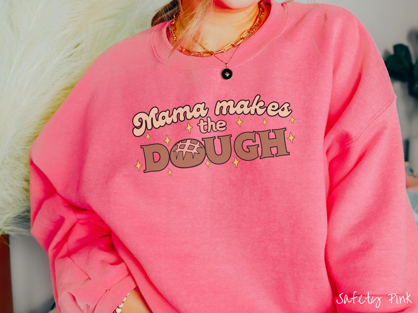 The Retro Mama Makes The Dough Sweatshirt, Baked Goods Sweater, Foodie Gift, Pun Shirt, Sourdough Starter, Sourdough Mom Pun