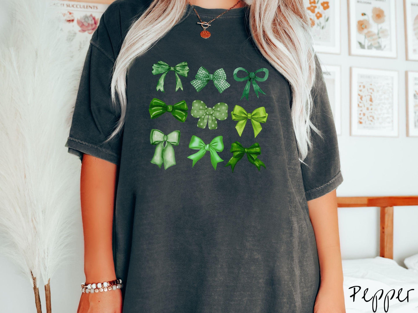 St Patrick's Day Bows Comfort Colors Shirt, Coquette Bow Tee, Spring St Patty's Tshirt, Preppy St Patrick's Day Shirt, Sweet Green Tee