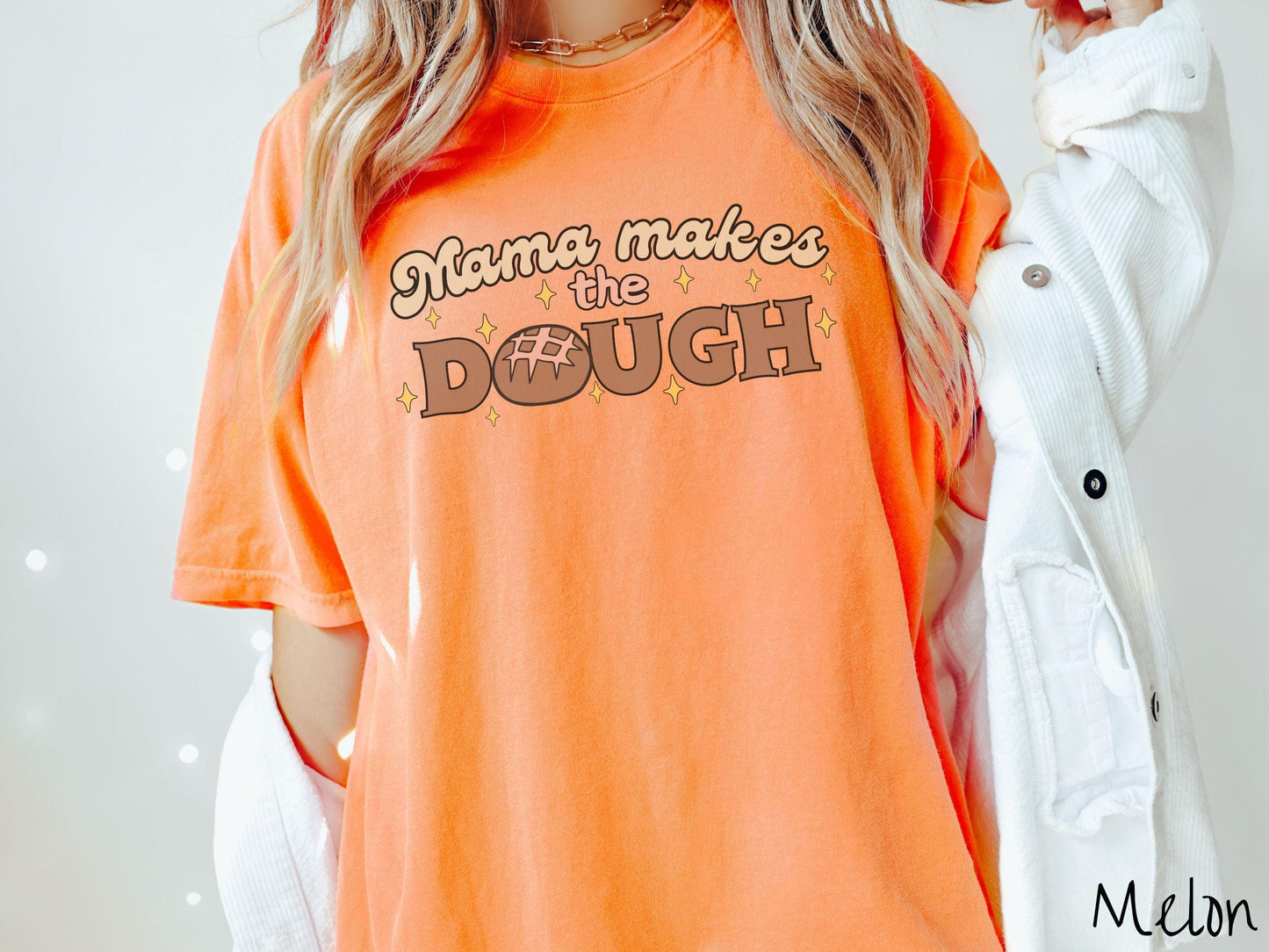 Mama Makes The Dough Retro Comfort Colors Shirt, Pun Sourdough Tee, Bread Maker Gift T-Shirt, Funny Baking Tee, Homesteading Tee shirt