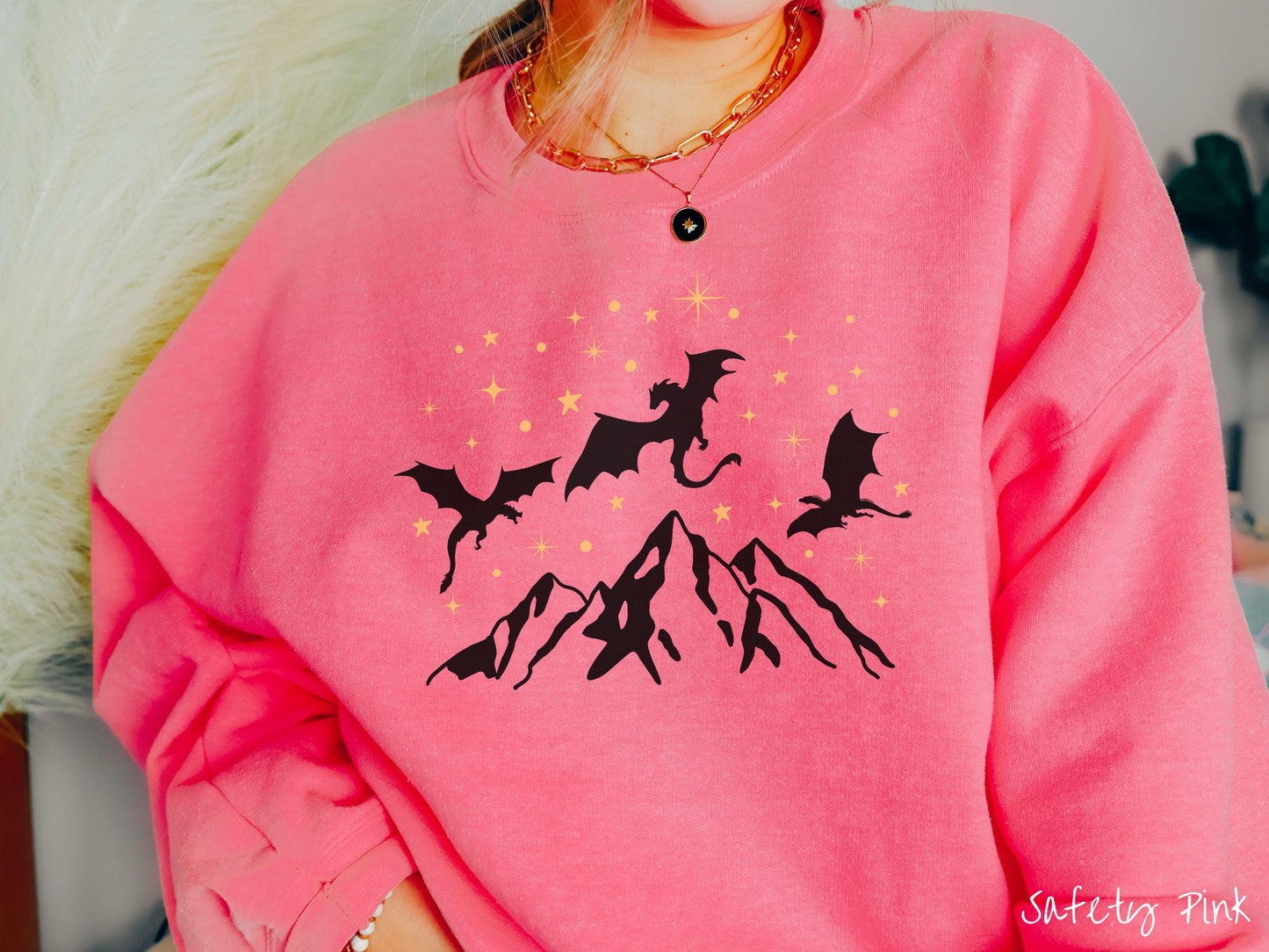 The Dragon Riders Mountain and Stars Sweatshirt, Fantasy Book Tee, Romantasy Gift T-Shirt, Bookish Dragon Tee, Fantasy World Tee