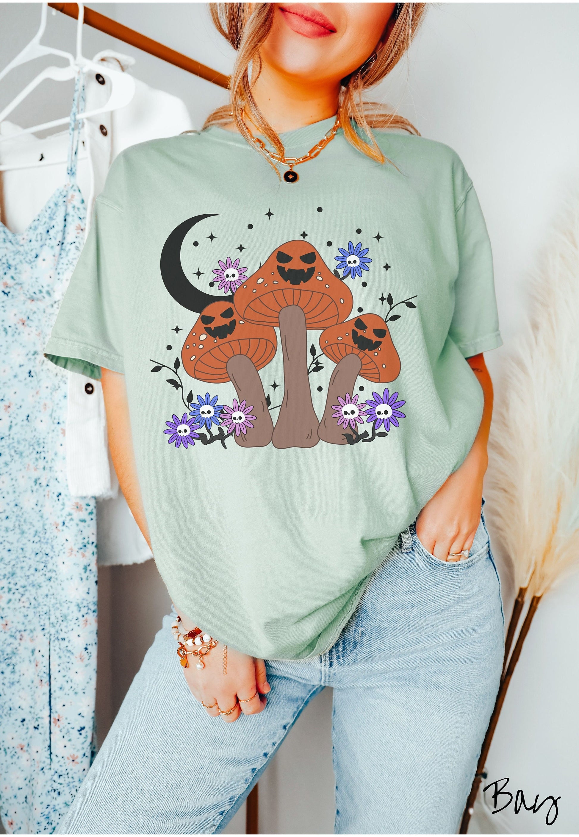 Comfort Colors Shirt, Cottage Core Halloween Shirt, Cottagecore, Mushroom Pumpkin Shirt, Spooky Retro Tee, Groovy Mushroom