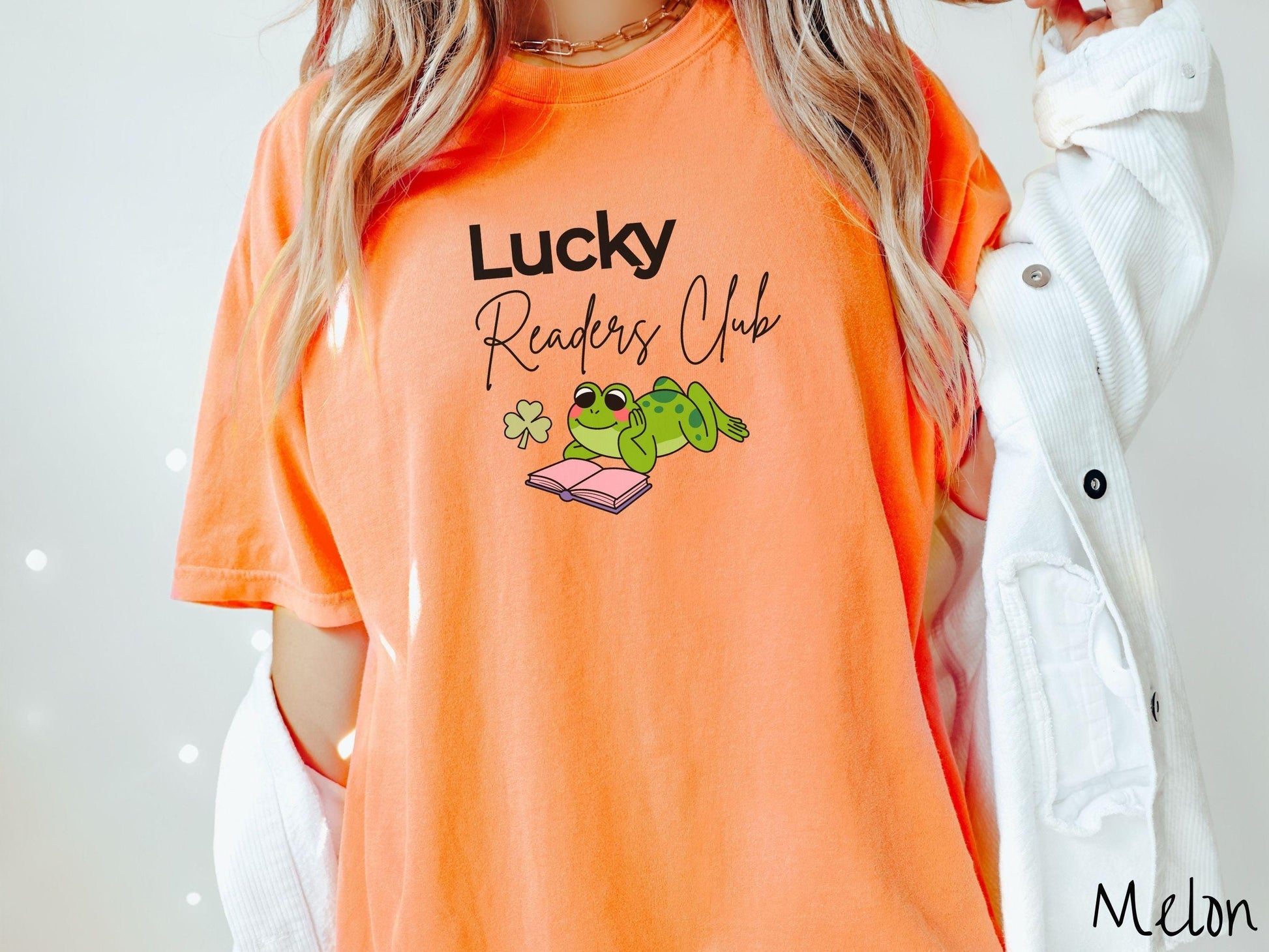 St Patricks Day Reading Teacher Shirt, Lucky Teacher Shamrock Tee, Classroom Holiday Shirt for Educators, Book Club Tee, Lucky Readers Club