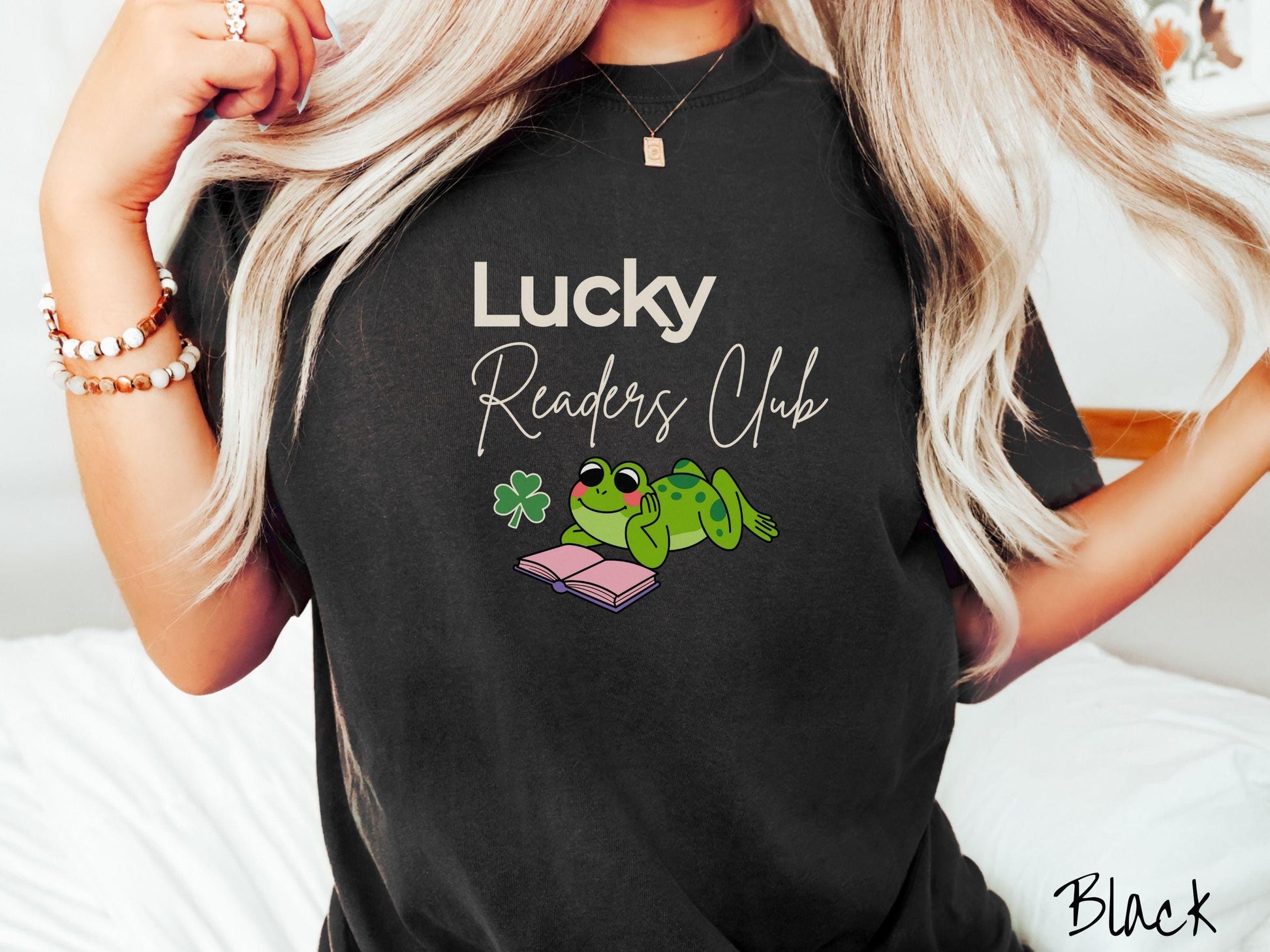 St Patricks Day Reading Teacher Shirt, Lucky Teacher Shamrock Tee, Classroom Holiday Shirt for Educators, Book Club Tee, Lucky Readers Club
