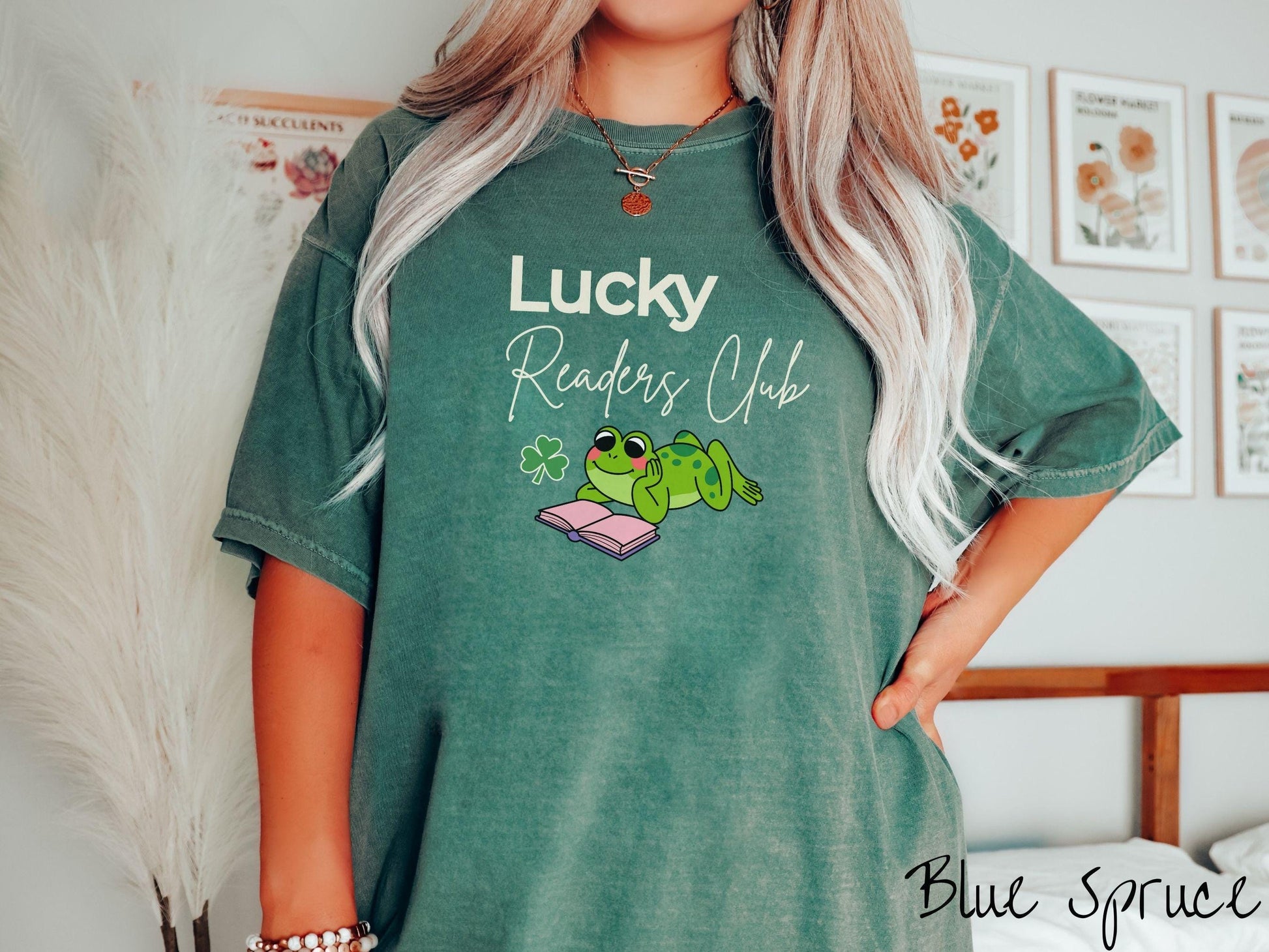 St Patricks Day Reading Teacher Shirt, Lucky Teacher Shamrock Tee, Classroom Holiday Shirt for Educators, Book Club Tee, Lucky Readers Club