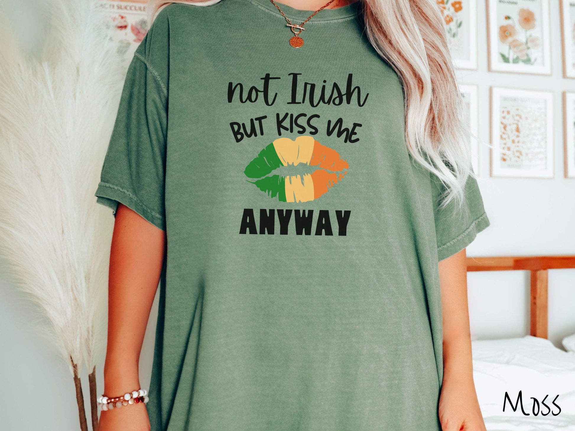Kiss Me St Patricks Day Shirt, Funny Irish Shamrock Tee, Lucky Green Holiday Shirt, St Pattys Day Graphic Tee, Irish Kiss